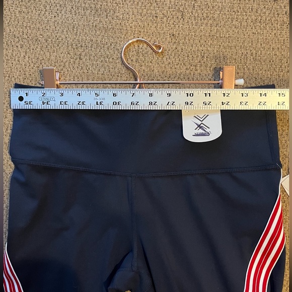 Xersion NWT Athletic Capri - NWT - Large - Picture 5 of 9
